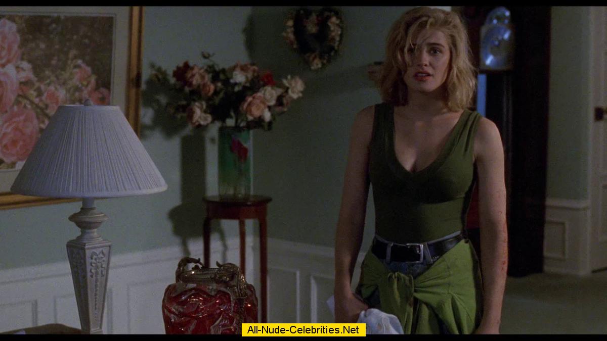 Kristy Swanson sexy in Buffy the Vampire Slayer